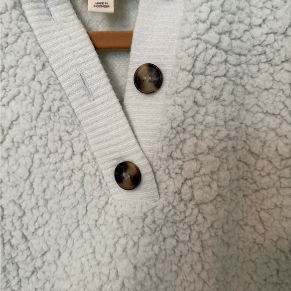 Bundle of 2 Cozy Sherpa. Size XS. - Picture 10 of 10